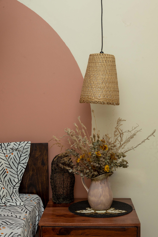 Handmade Bamboo Indoor Pendant /Ceiling Lamp. Set of 1 (Dia 23x28cm)